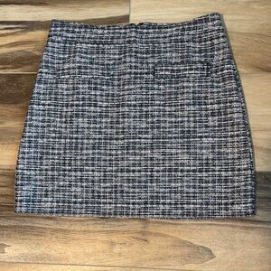 LOFT Tweed Mini Pencil Skirt | Size 8 | Worn Once